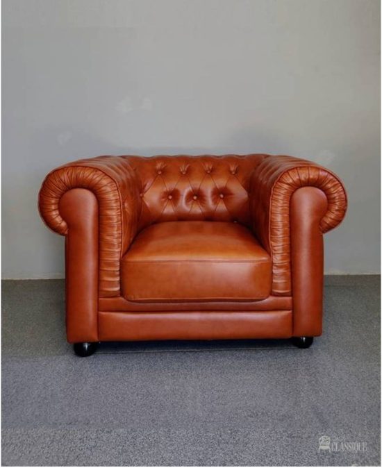 Larraine single couch chesterfield caramel LAST ONE