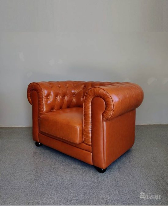 Larraine single couch chesterfield caramel LAST ONE