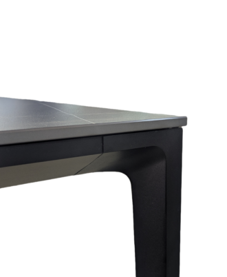 Benito-Dining-Table-black