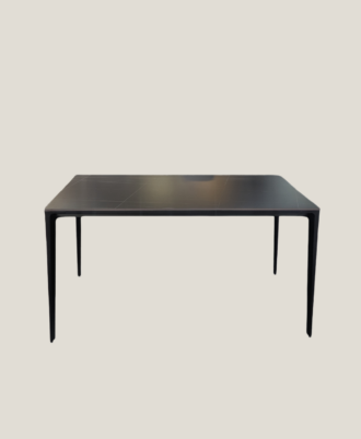 Benito-Dining-Table-black
